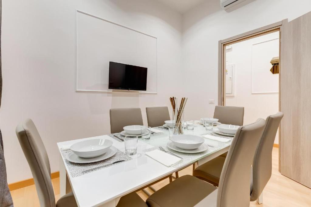Vatican Prestige Apt By Premium Suites Collection Рим Экстерьер фото